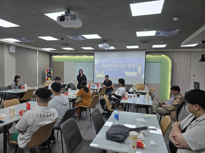 🎓 行銷系碩士迎新餐會圖片